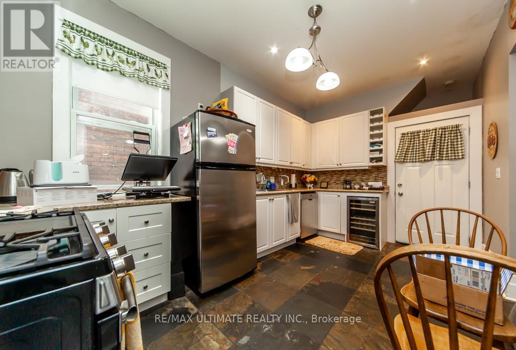 17 Fairleigh Avenue S, Hamilton, Ontario  L8M 2K1 - Photo 38 - X12169835