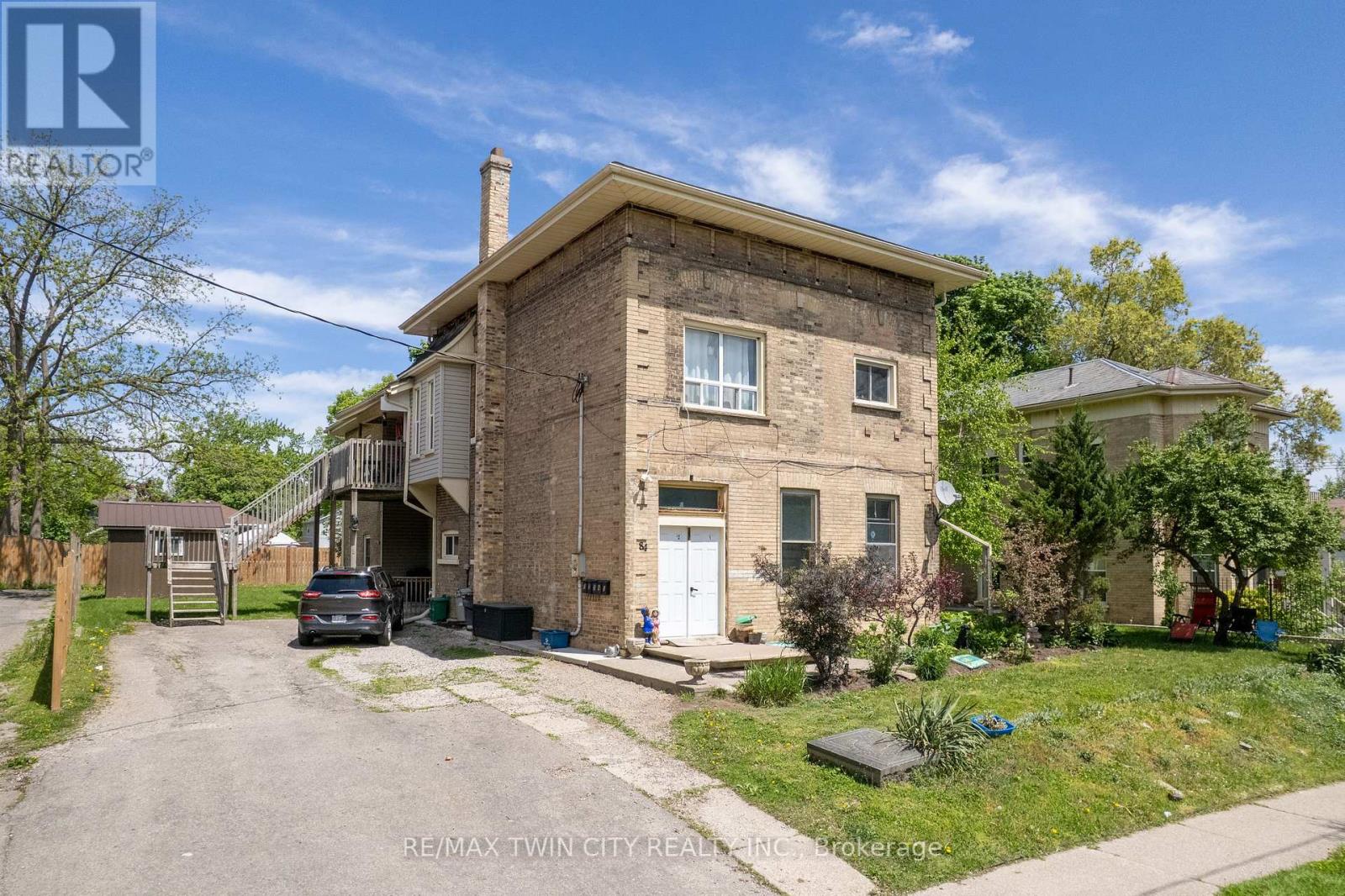 84 SHERIDAN STREET, Brantford, Ontario