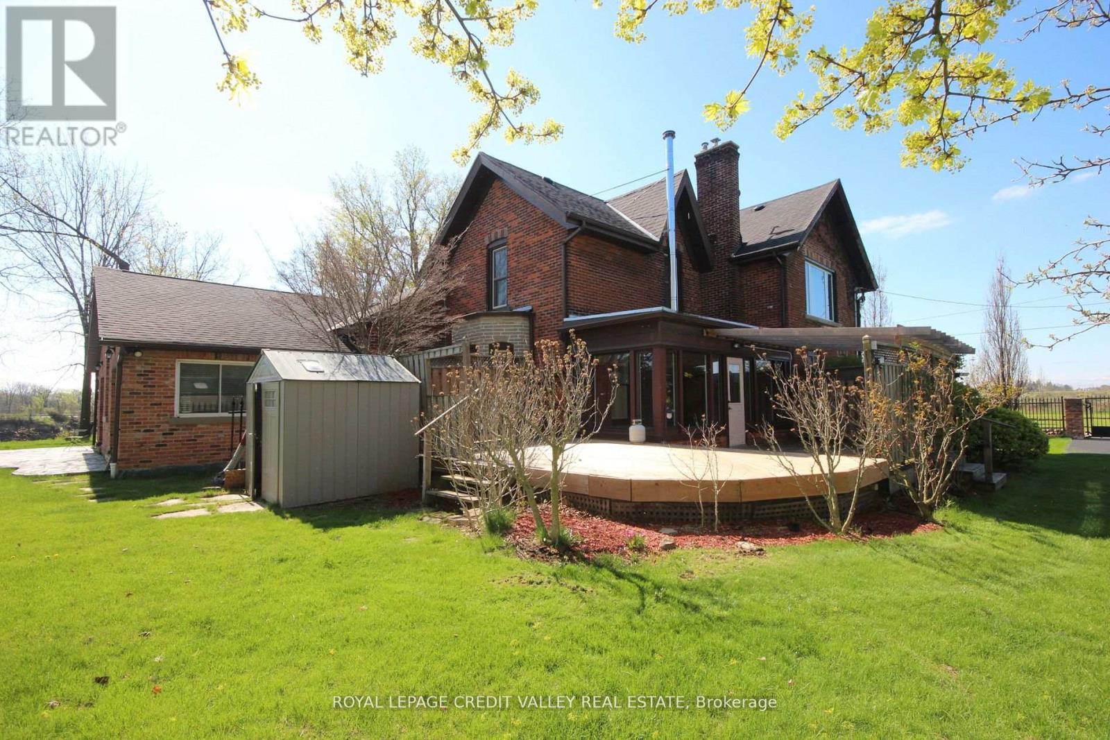 131 Ridge Road, Hamilton, Ontario  L6J 2W1 - Photo 8 - X12169936