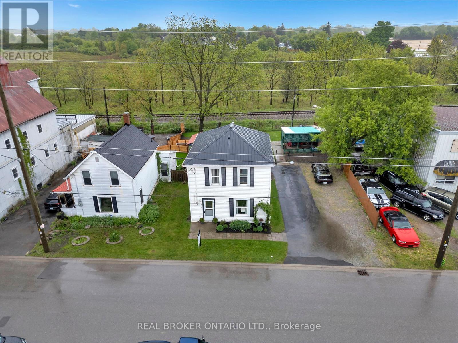 Property at 16 JOHN STREET image 2