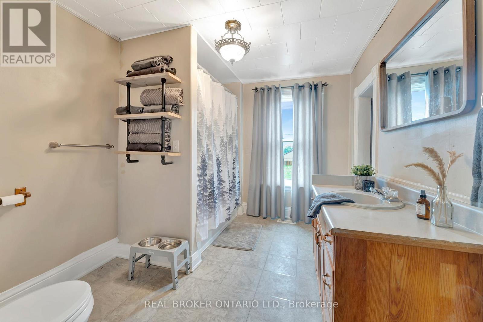 16 John Street, Haldimand, Ontario  N0A 1H0 - Photo 28 - X12169947