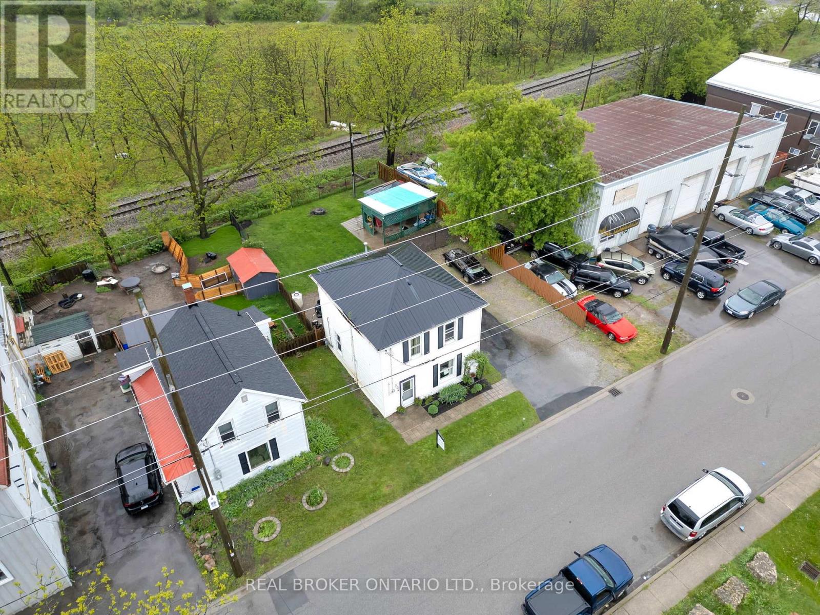 Property at 16 JOHN STREET image 3