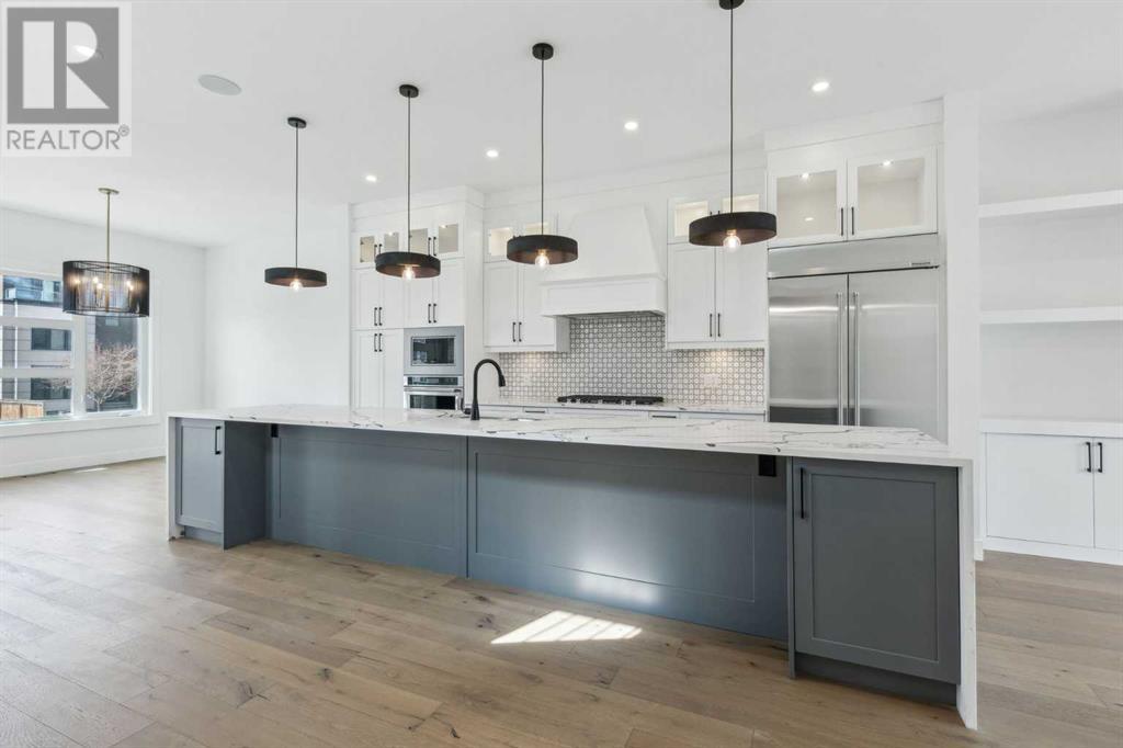 Property at 4626 20 Avenue NW image 3