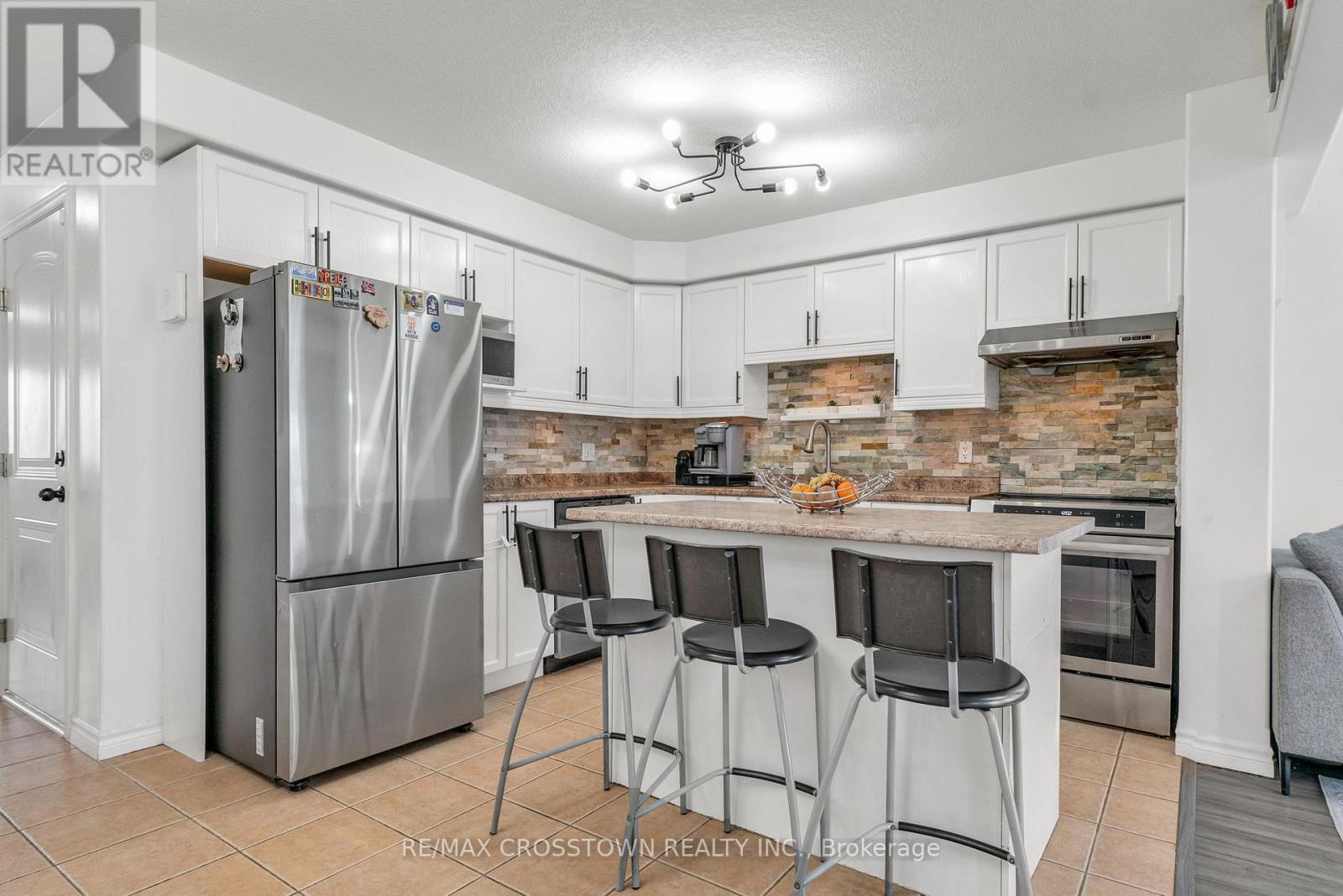 274 Amelia Street, Orangeville, Ontario  L9W 0B4 - Photo 4 - W12015787