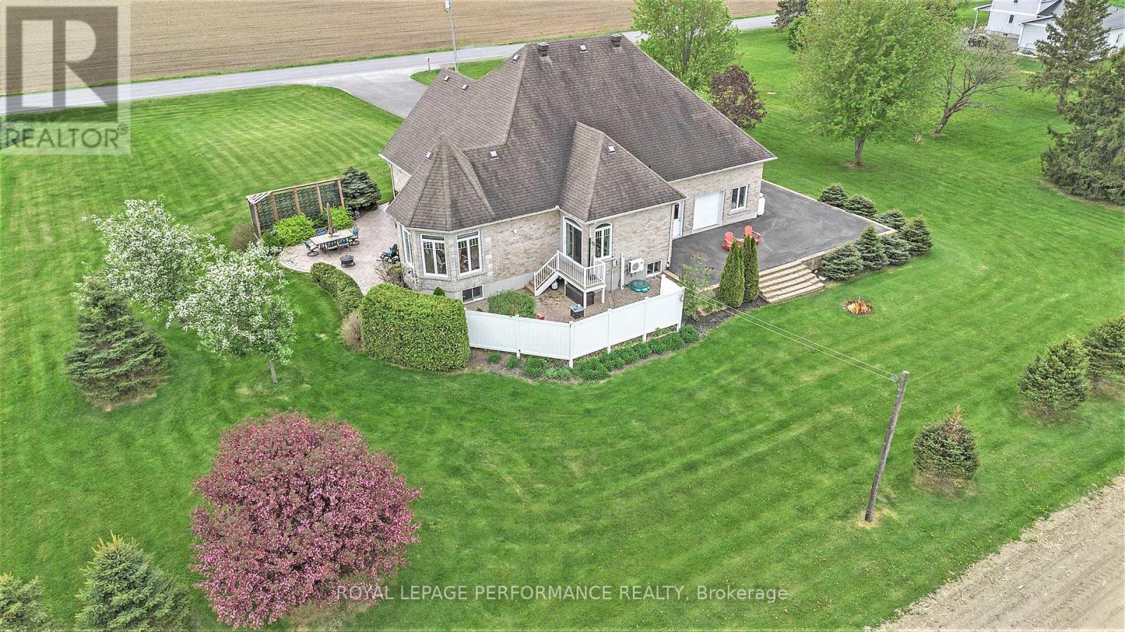 1218 800 Route E, The Nation, Ontario  K0A 3C0 - Photo 4 - X12169977