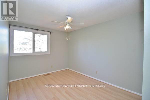 73 - 1957 Stonehenge Crescent E, Ottawa, Ontario  K1B 4N7 - Photo 13 - X12170031