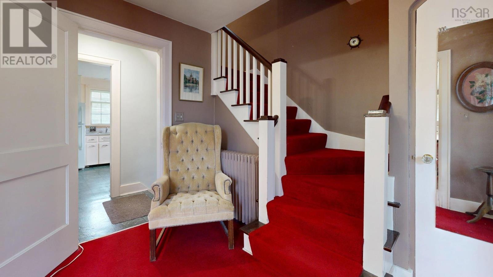 Property at 40 Park Street image 4