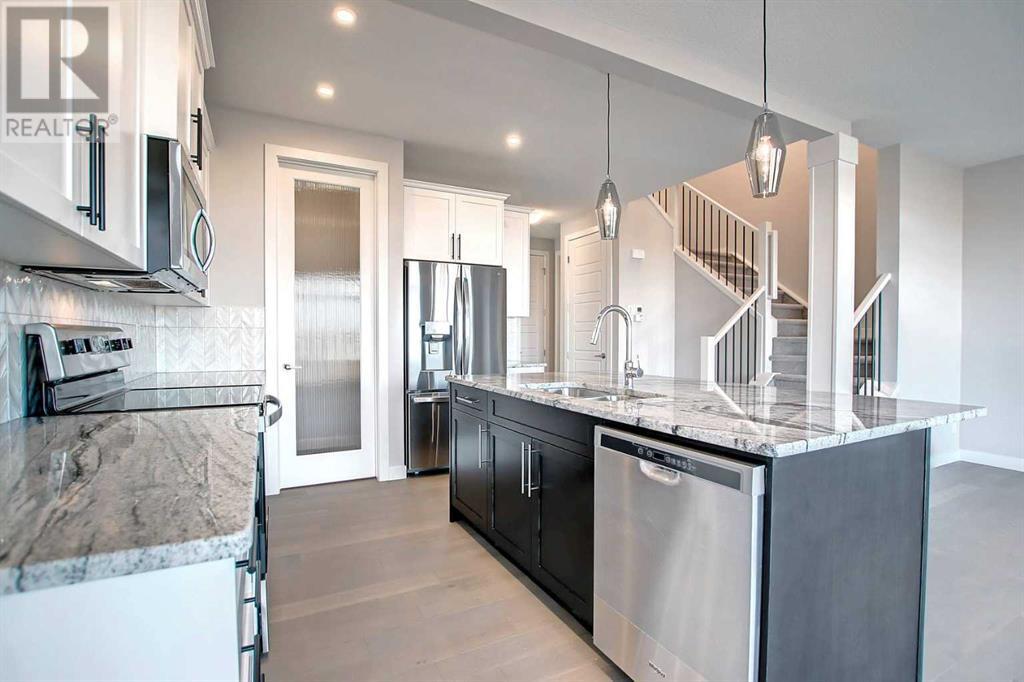 123 Waterford Manor, Chestermere, Alberta  T1X 2Z8 - Photo 6 - A2183530