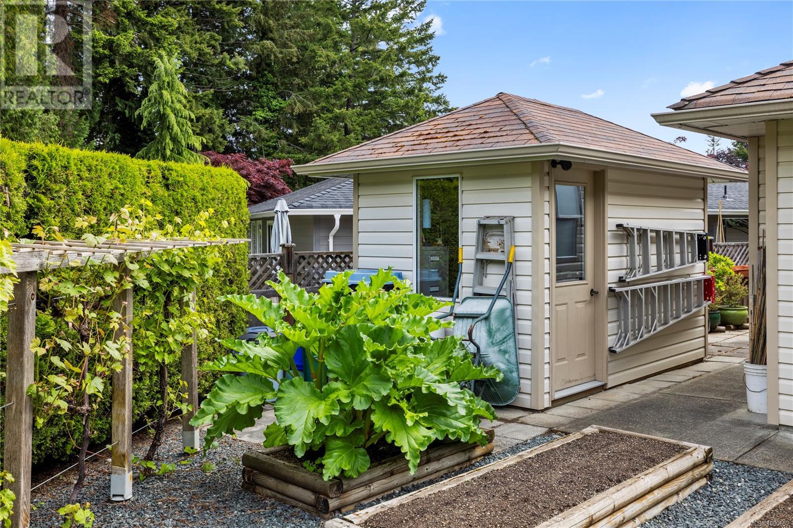 1147 Wedgewood Close, Qualicum Beach, British Columbia  V9K 1C6 - Photo 29 - 1000652