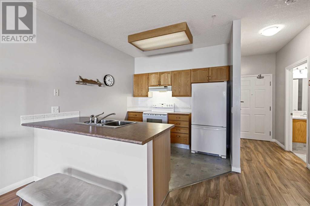 Property at 106, 3 Parklane Way image 5