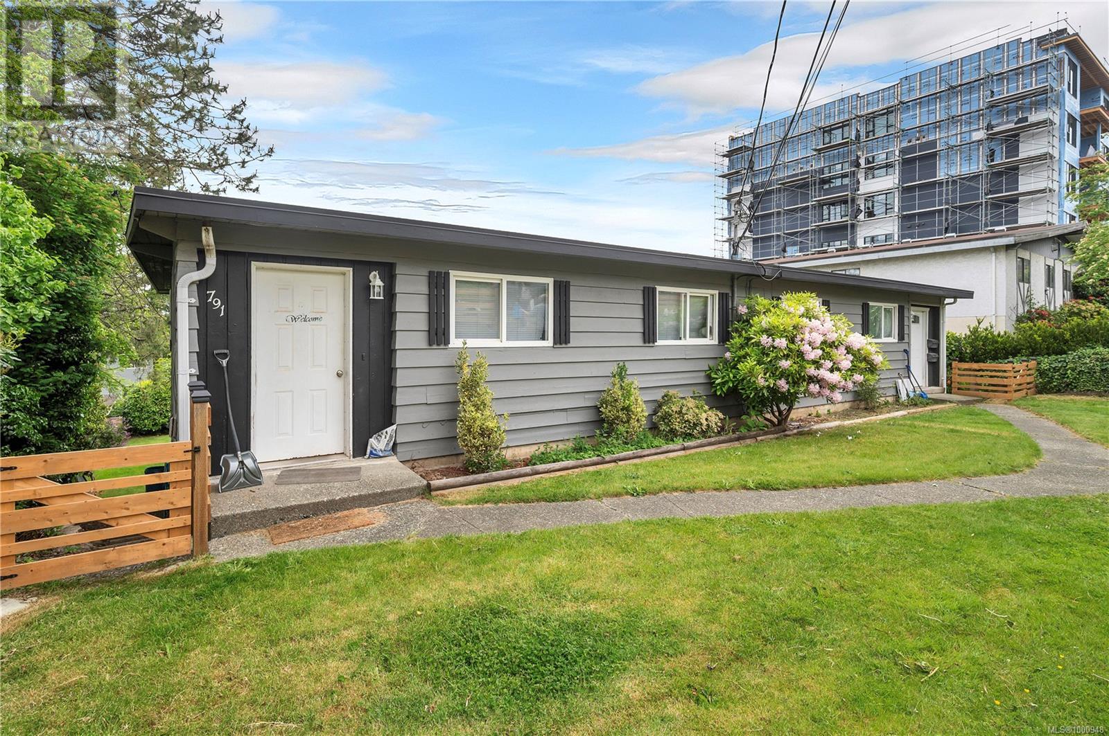 Property at 791 Birch St image 1