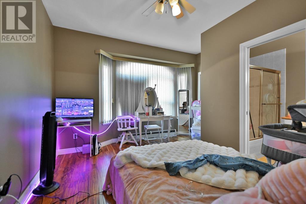21008 Barker Avenue, Maple Ridge, British Columbia  V2X 8R6 - Photo 20 - R3006364
