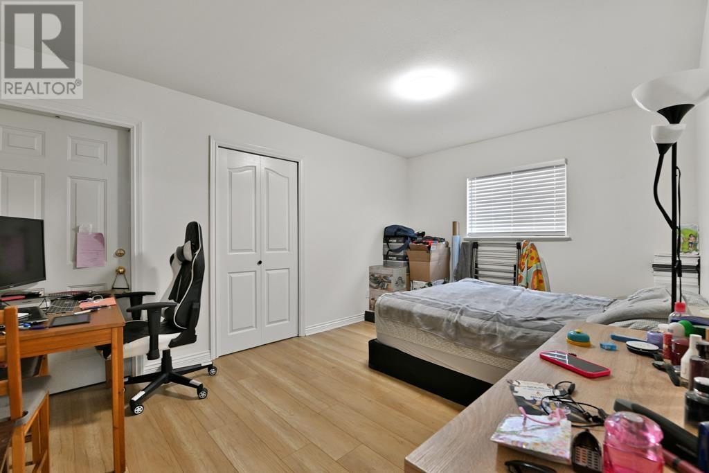 21008 Barker Avenue, Maple Ridge, British Columbia  V2X 8R6 - Photo 34 - R3006364