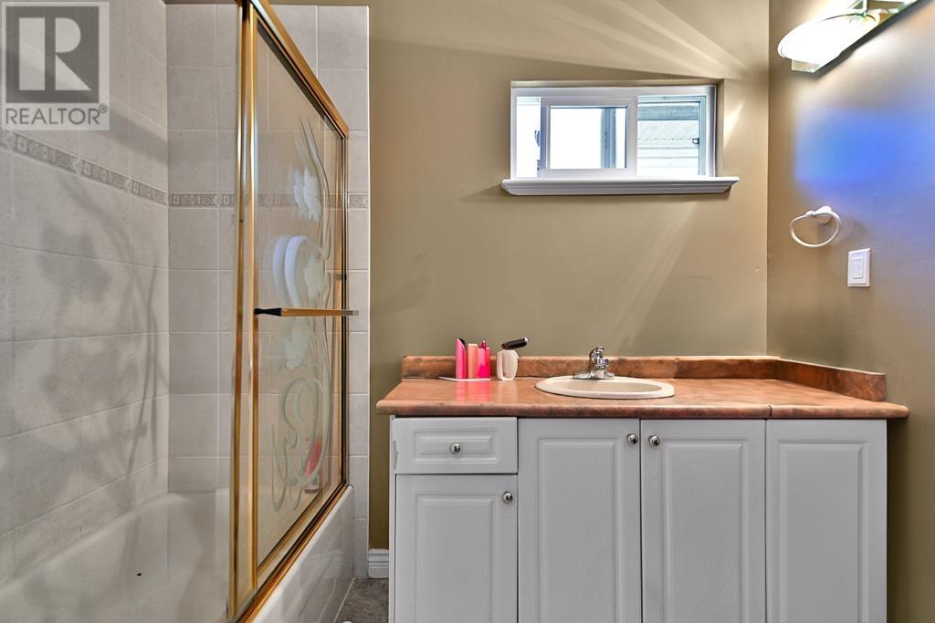 21008 Barker Avenue, Maple Ridge, British Columbia  V2X 8R6 - Photo 16 - R3006364