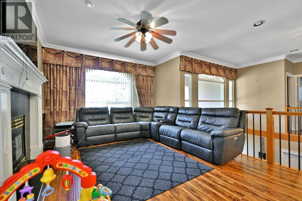 21008 Barker Avenue, Maple Ridge, British Columbia  V2X 8R6 - Photo 8 - R3006364