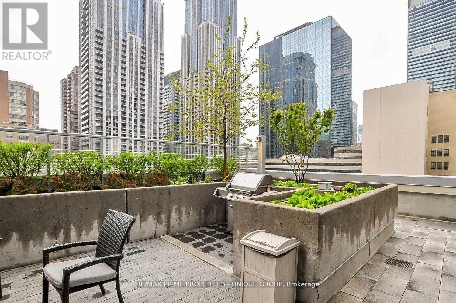 1707 - 386 Yonge Street, Toronto, Ontario  M5B 0A5 - Photo 30 - C12170006