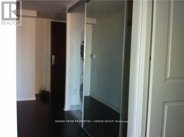 1707 - 386 Yonge Street, Toronto, Ontario  M5B 0A5 - Photo 8 - C12170006