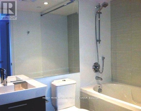 1707 - 386 Yonge Street, Toronto, Ontario  M5B 0A5 - Photo 9 - C12170006
