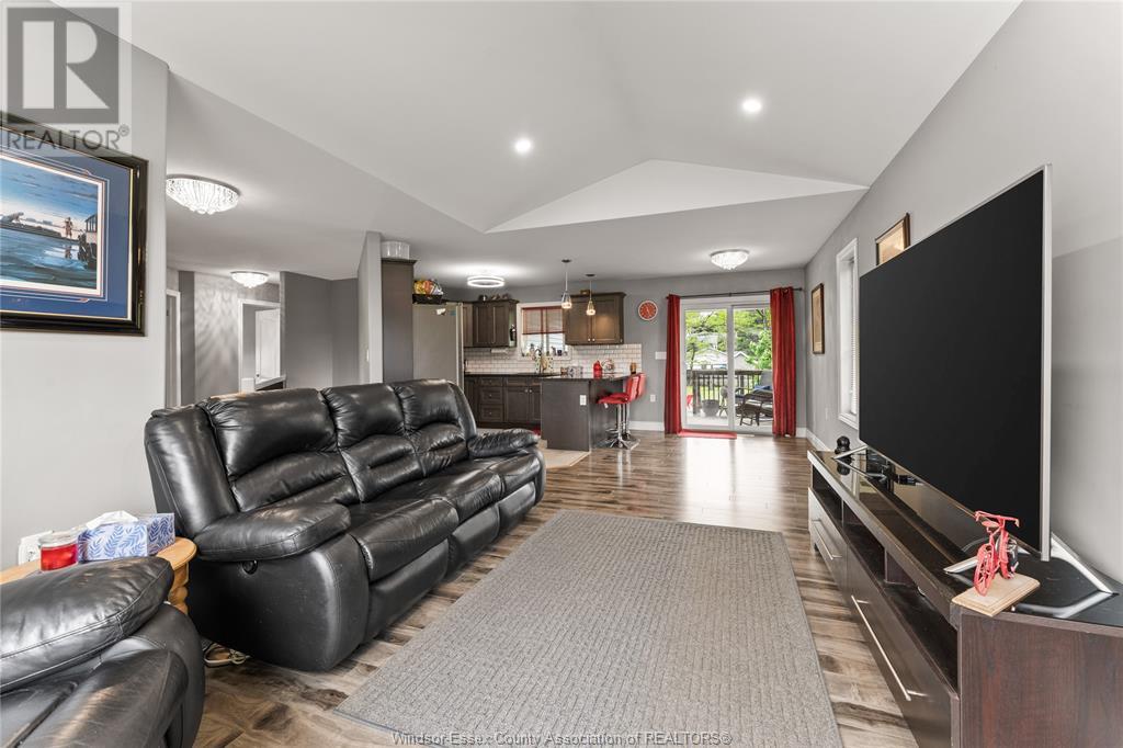 385 Bagot Street, Colchester, Ontario  N0R 1G0 - Photo 6 - 25012946