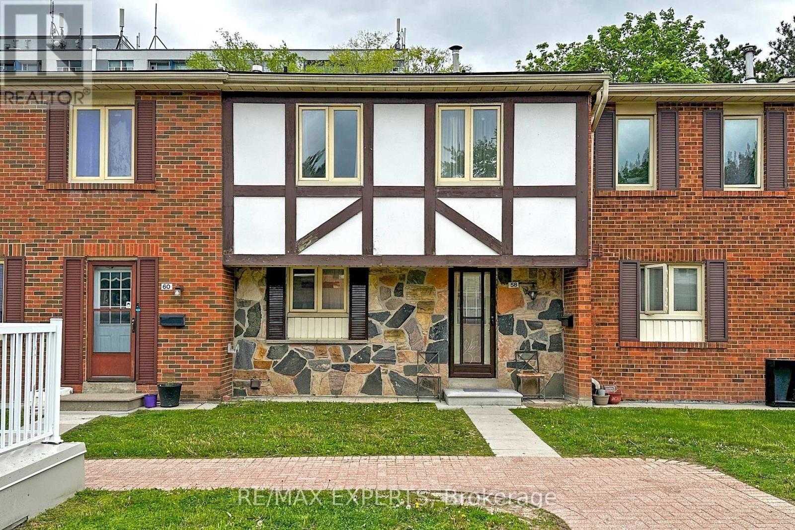 58 - 270 TIMBERBANK BOULEVARD, Toronto, Ontario