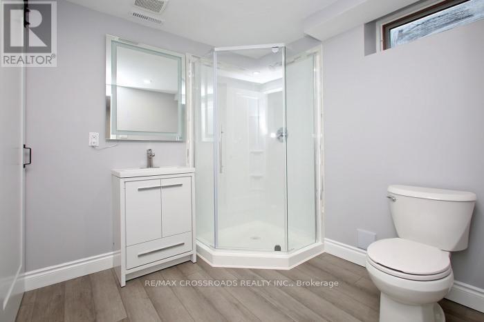 985 Vistula Drive, Pickering, Ontario  L1W 2L8 - Photo 28 - E12170036