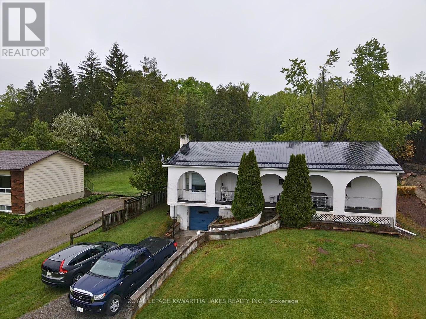 Property at 835 CEDAR GLEN ROAD image 2