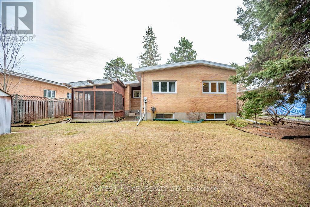 83 Frontenac Crescent, Deep River, Ontario  K0J 1P0 - Photo 42 - X12169624