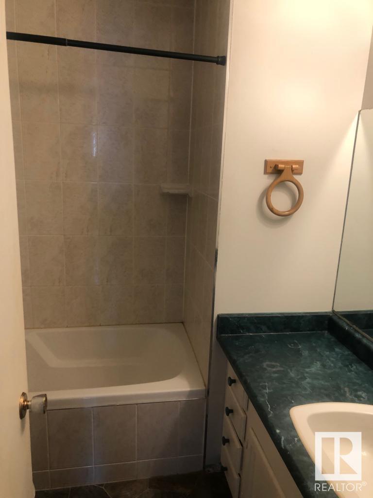 Property at 8103 14 AV NW image 2