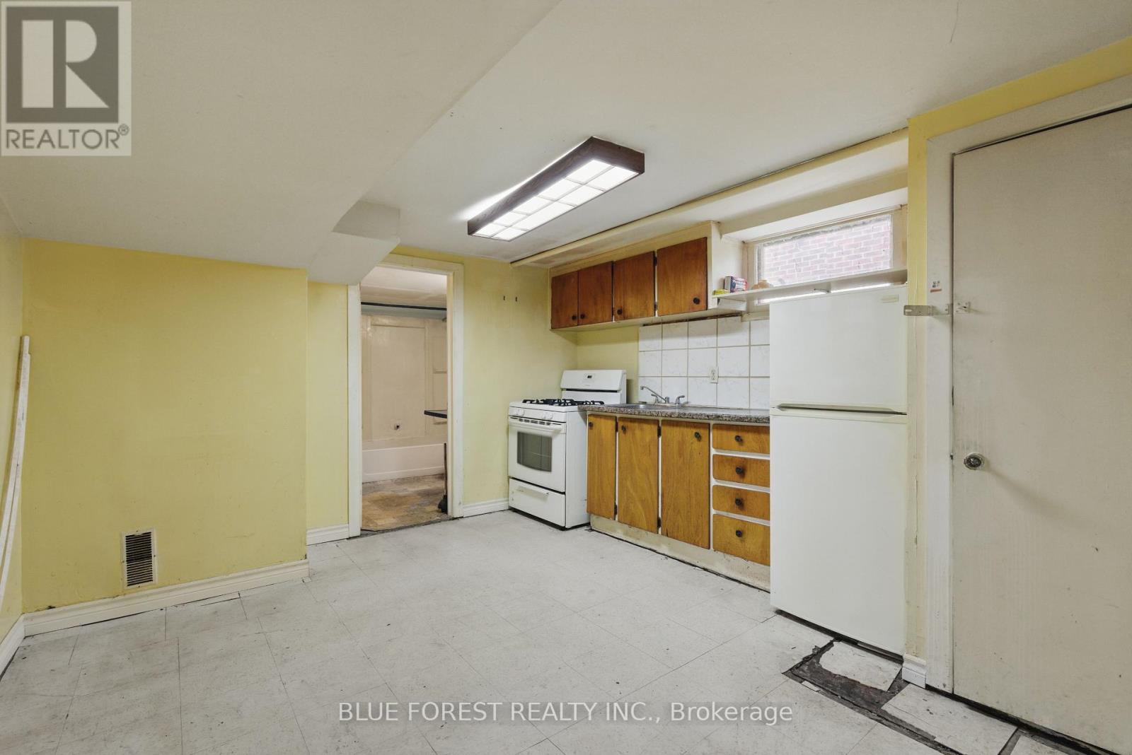 784 Adelaide Street N, London East, Ontario  N5Y 2L9 - Photo 24 - X12170183