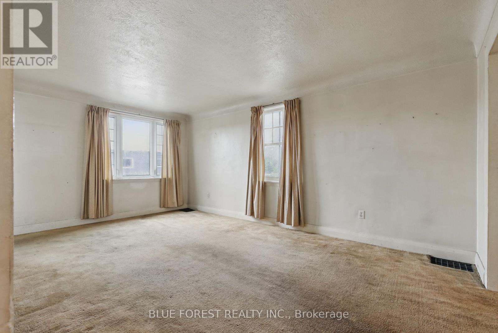 784 Adelaide Street N, London East (East B), Ontario  N5Y 2L9 - Photo 6 - X12170183