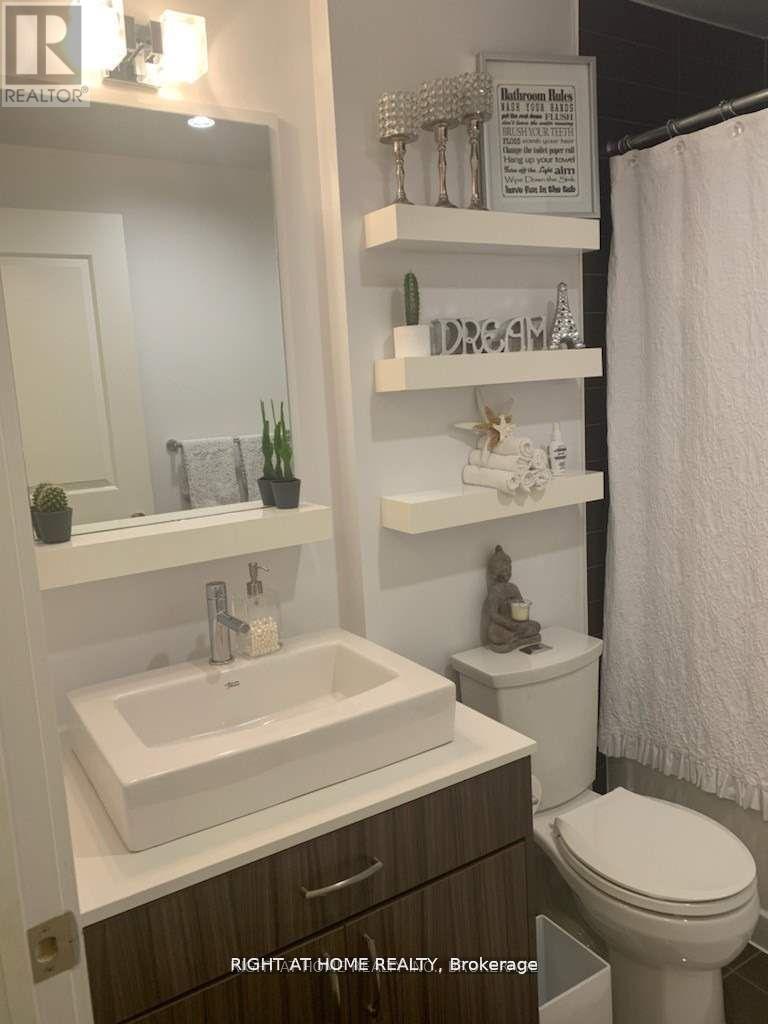 1709 - 9205 Yonge Street, Richmond Hill, Ontario  L4C 1V5 - Photo 7 - N12169963