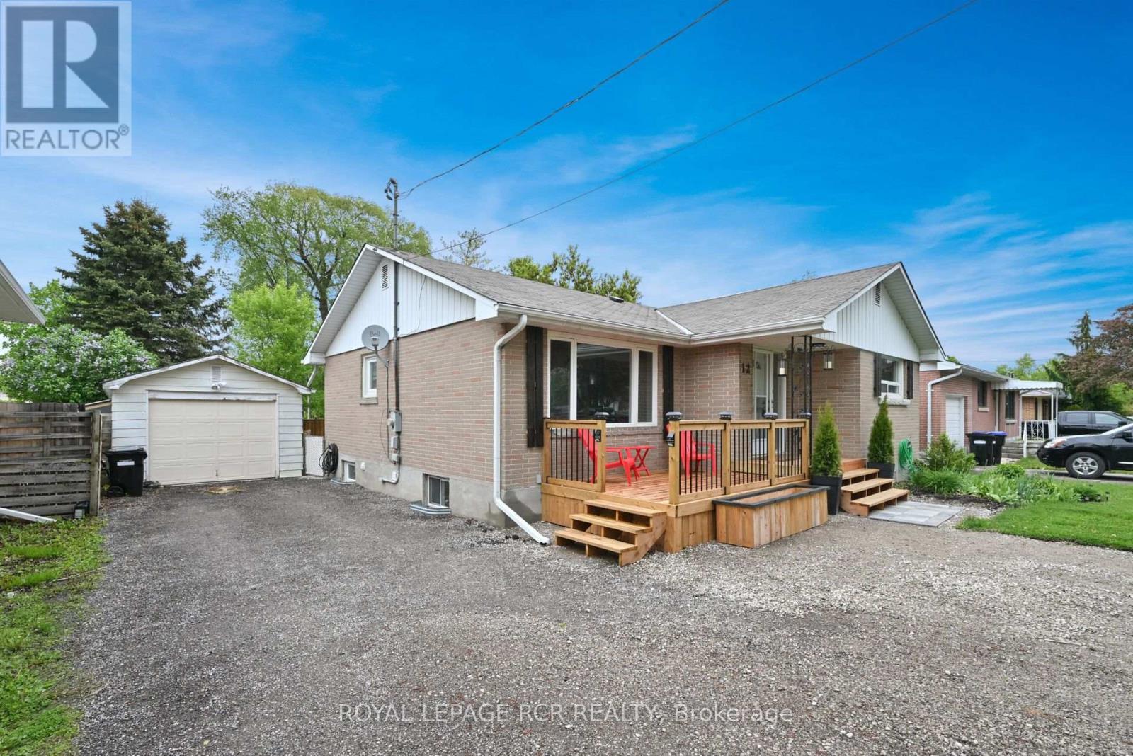 Property at 12 MAPLE AVENUE E image 2