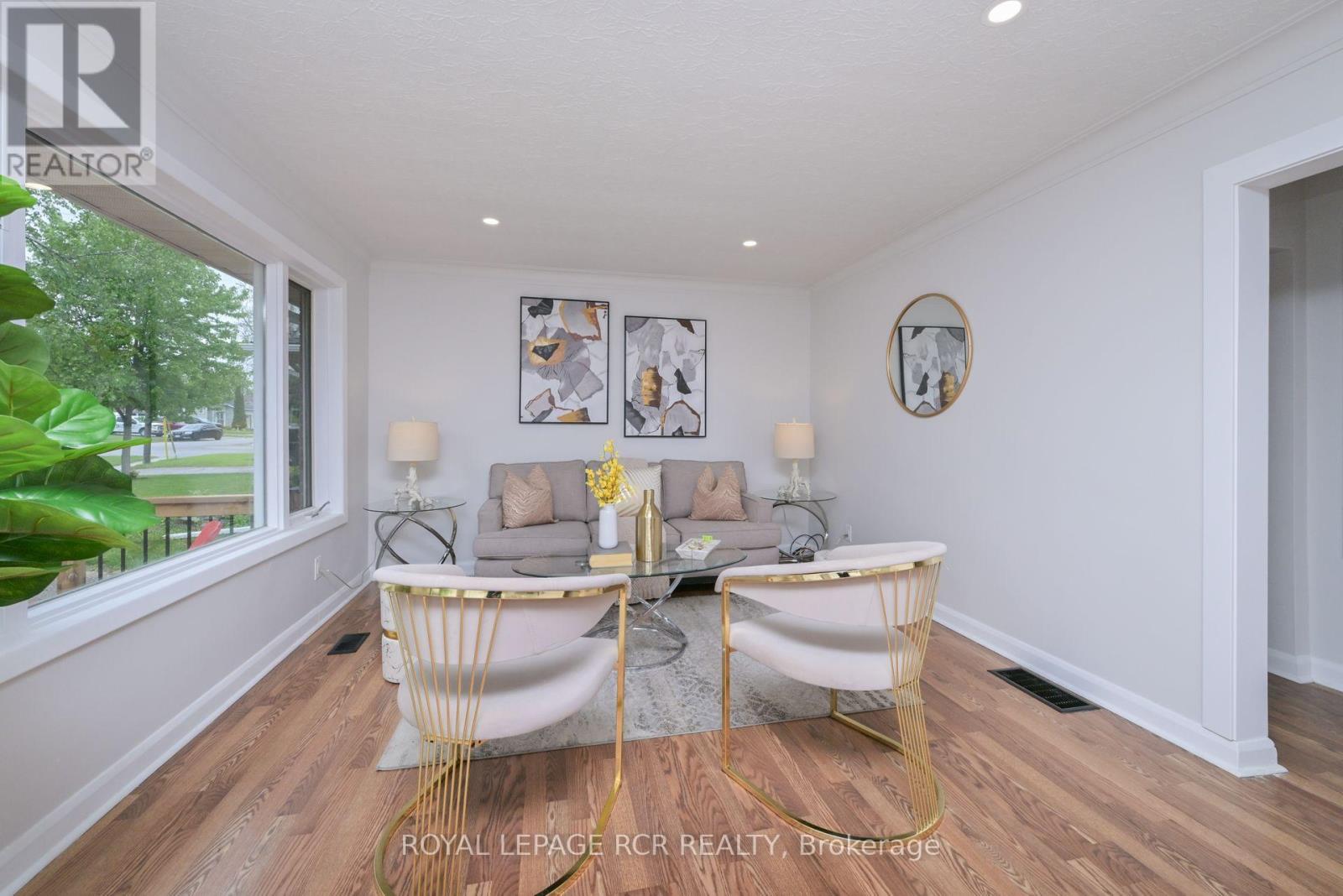 Property at 12 MAPLE AVENUE E image 5