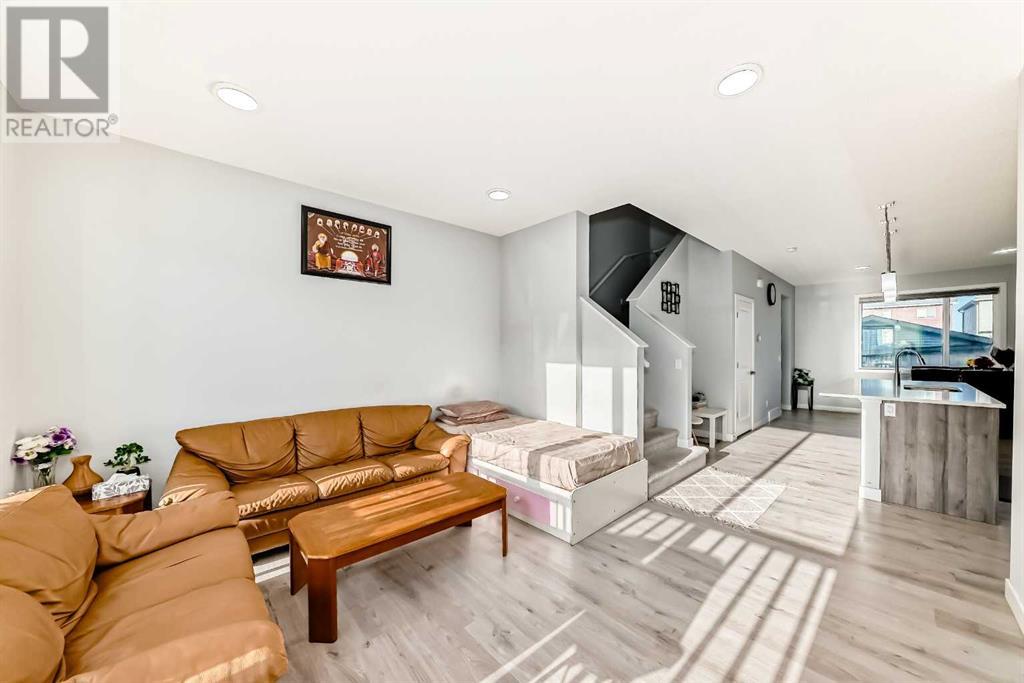 144 Savanna Passage Ne, Calgary, Alberta  T3J 2J7 - Photo 6 - A2214581