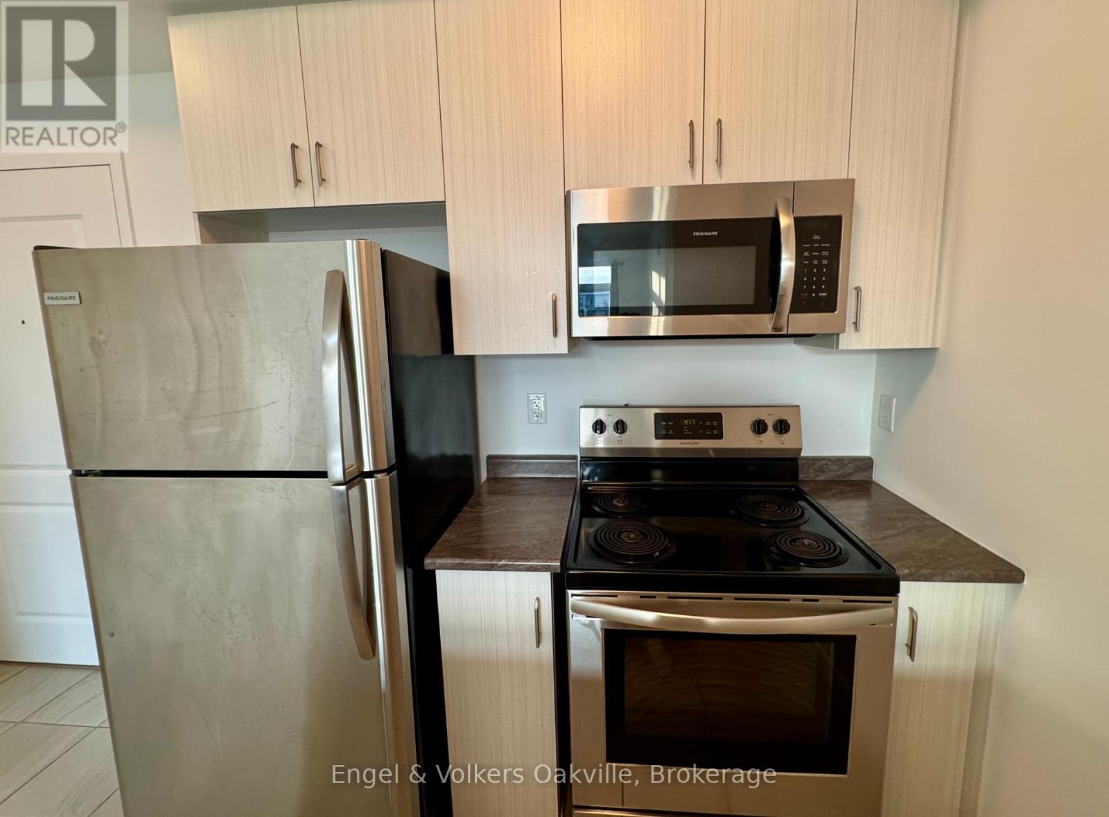 530 - 101 Shoreview Place, Hamilton, Ontario  L8E 0K2 - Photo 9 - X12170235