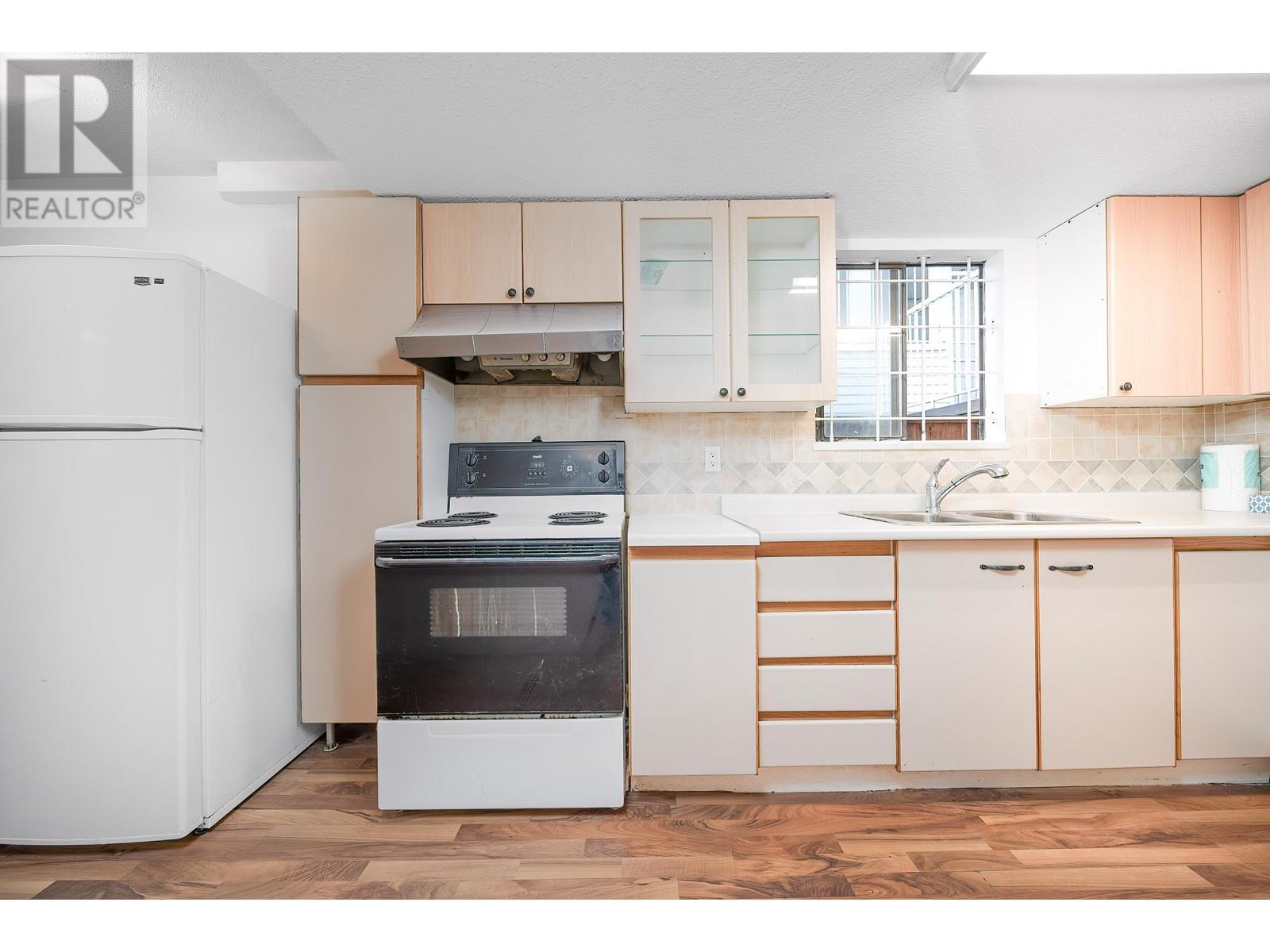 2275 Pandora Street, Vancouver, British Columbia  V5L 1N6 - Photo 14 - R2999135