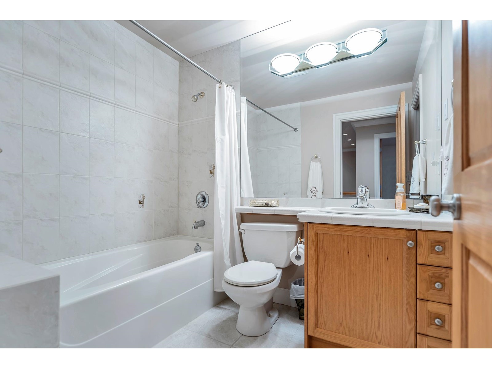 9385 173a Street, Surrey, British Columbia  V4N 6H6 - Photo 14 - R3006509