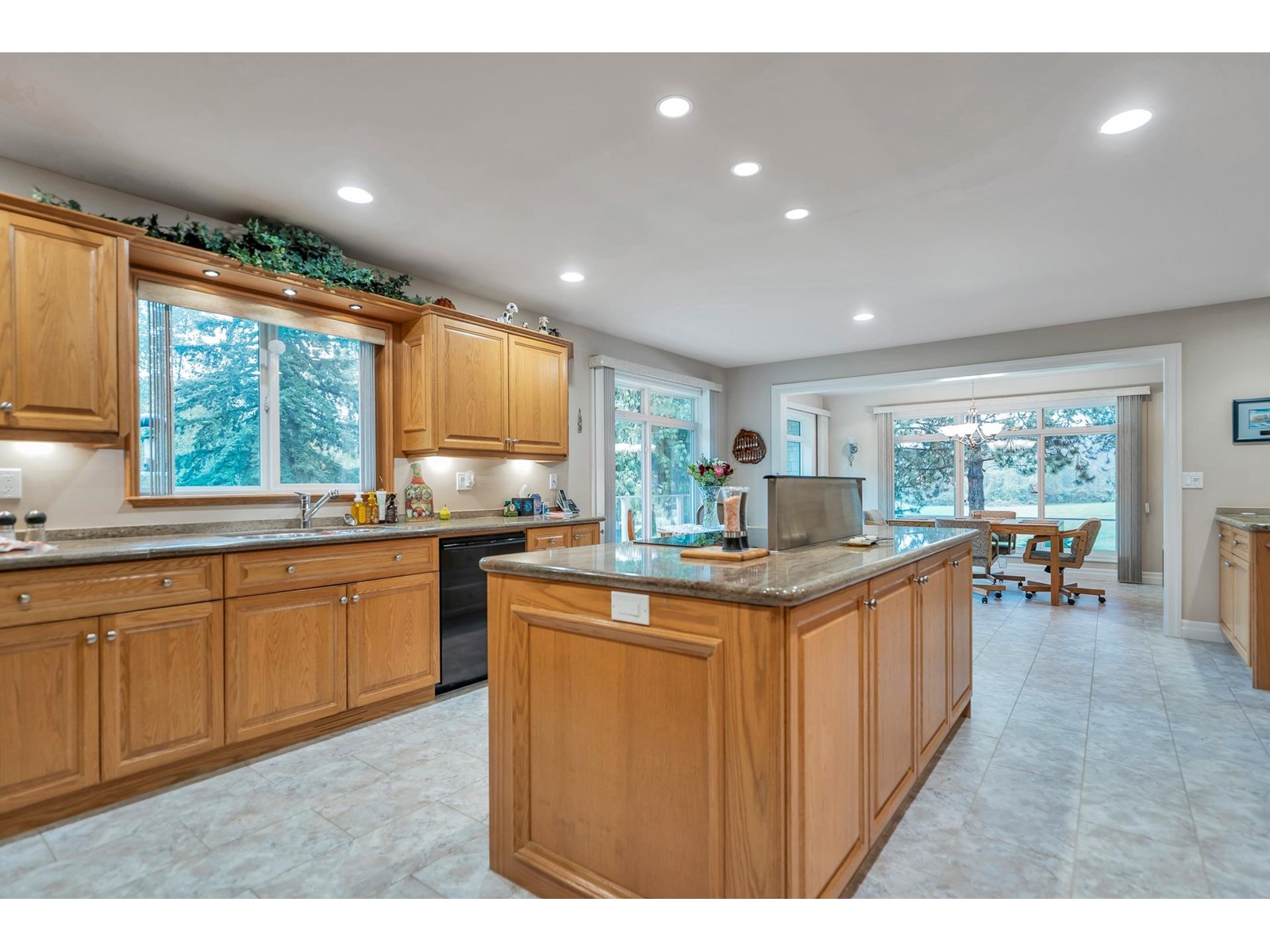 9385 173a Street, Surrey, British Columbia  V4N 6H6 - Photo 6 - R3006509