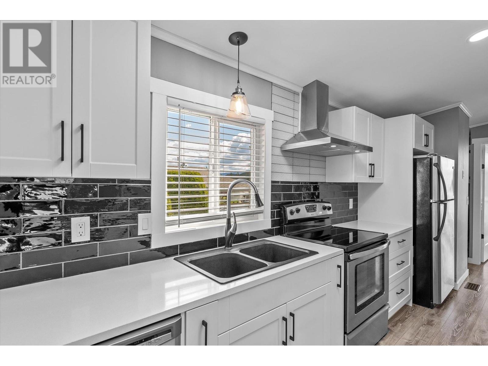 Property at 1850 Shannon Lake Road Unit# 3 image 1