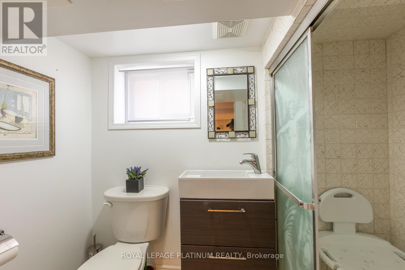 1788 Keele Street, Toronto, Ontario  M6M 3X1 - Photo 24 - W12169976