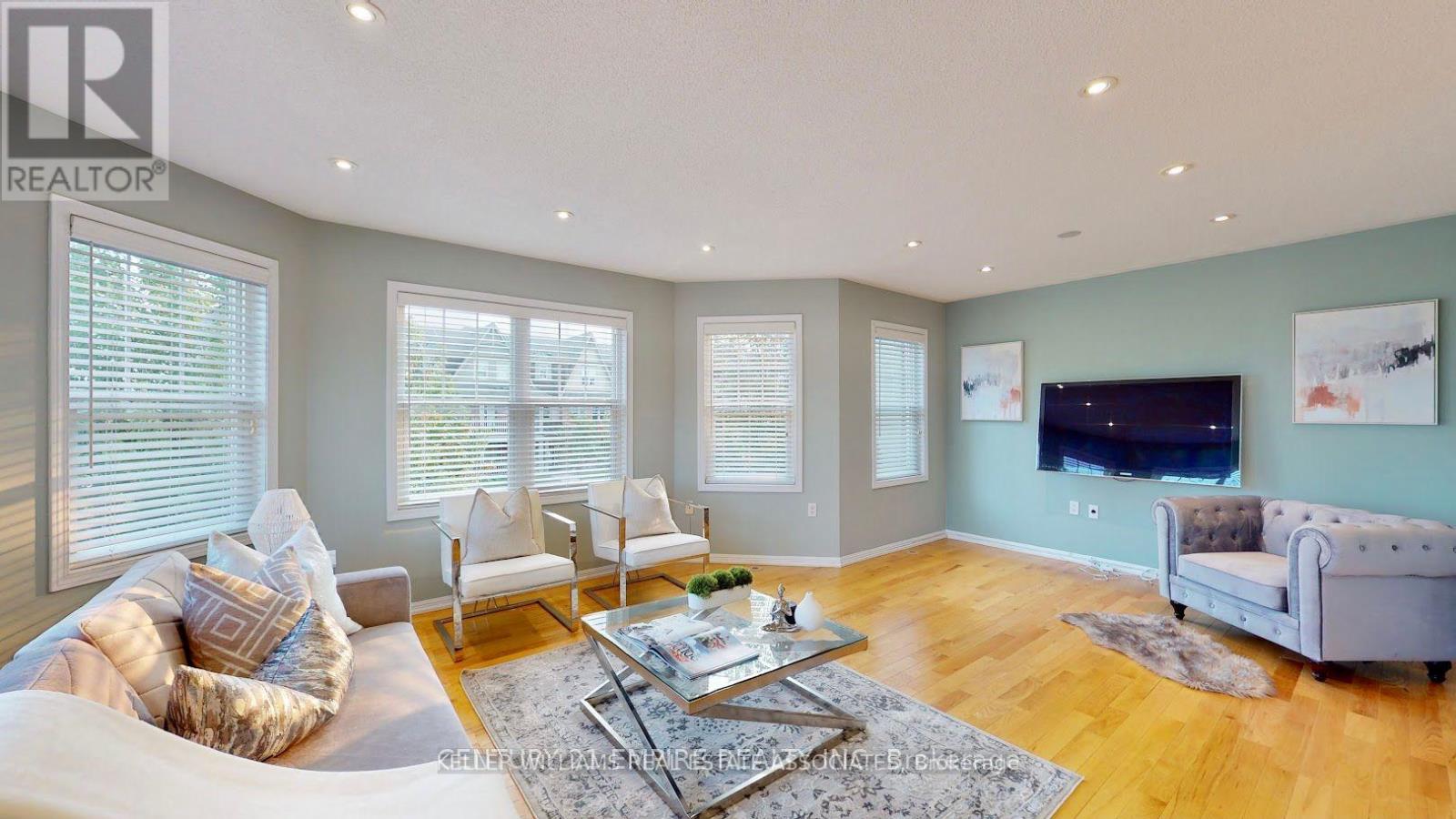 679 Holly Avenue, Milton, Ontario  L9T 0G2 - Photo 4 - W12170012
