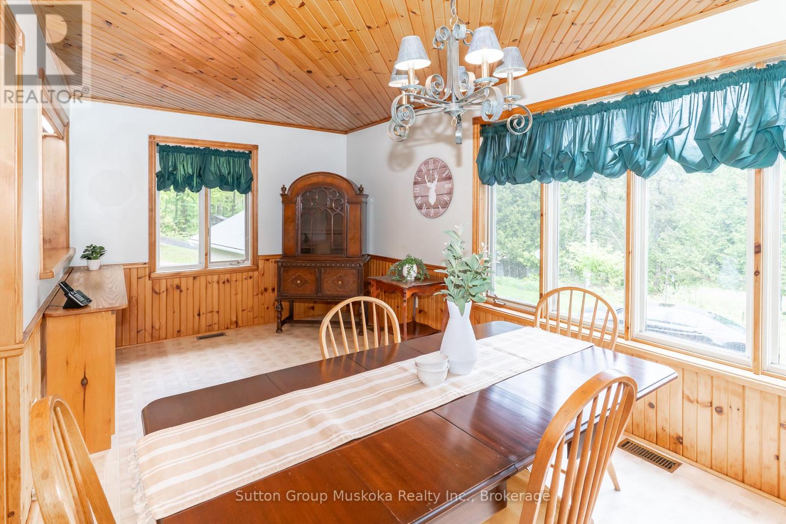 124 Old School House Road, Huntsville, Ontario  P1H 2J4 - Photo 10 - X12170202