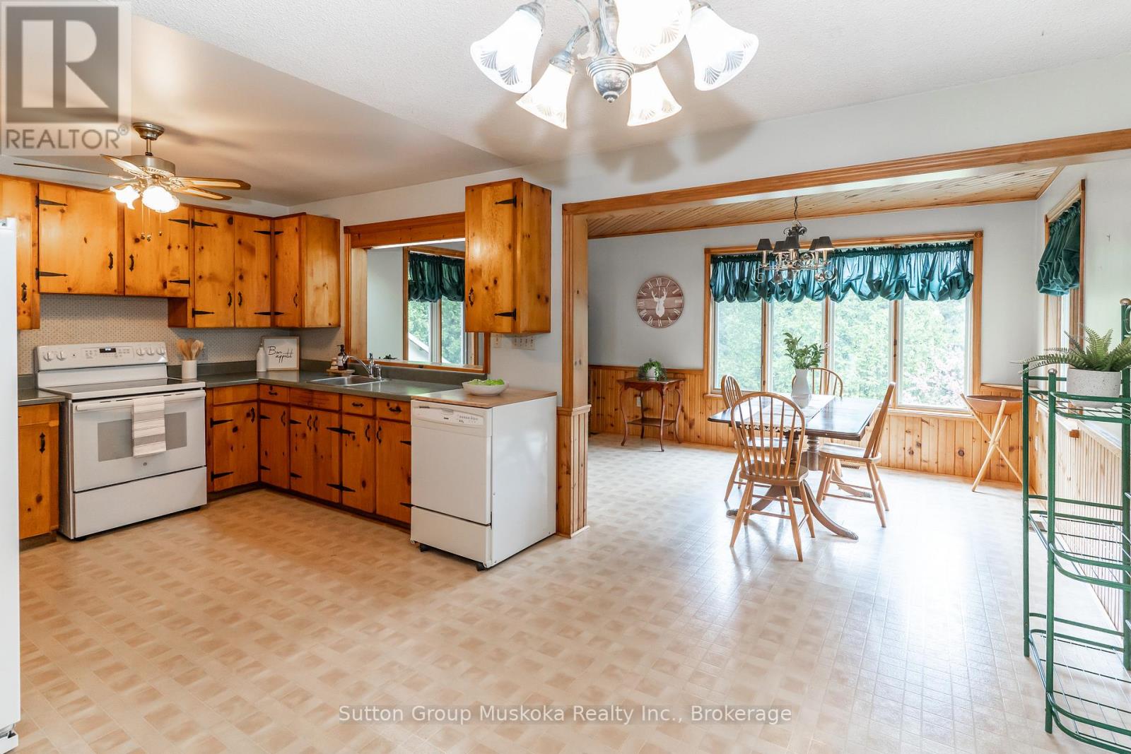 124 Old School House Road, Huntsville, Ontario  P1H 2J4 - Photo 6 - X12170202