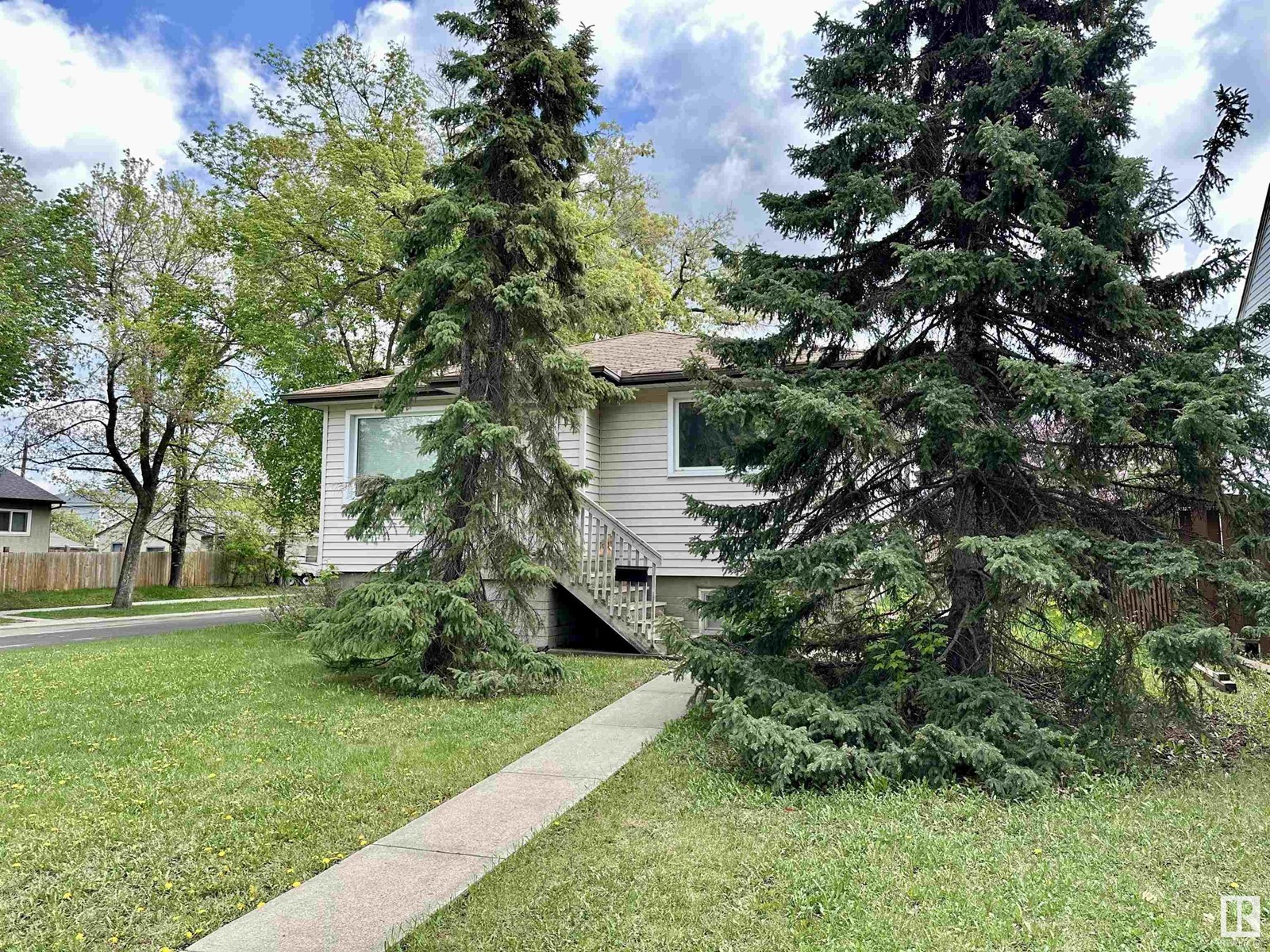 Property at 10471 146 ST NW image 5