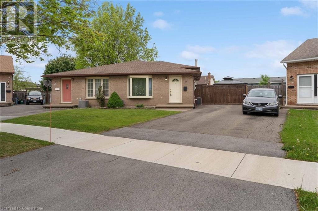 30 Rainbow Court, Welland, Ontario  L3C 6R4 - Photo 3 - 40730136