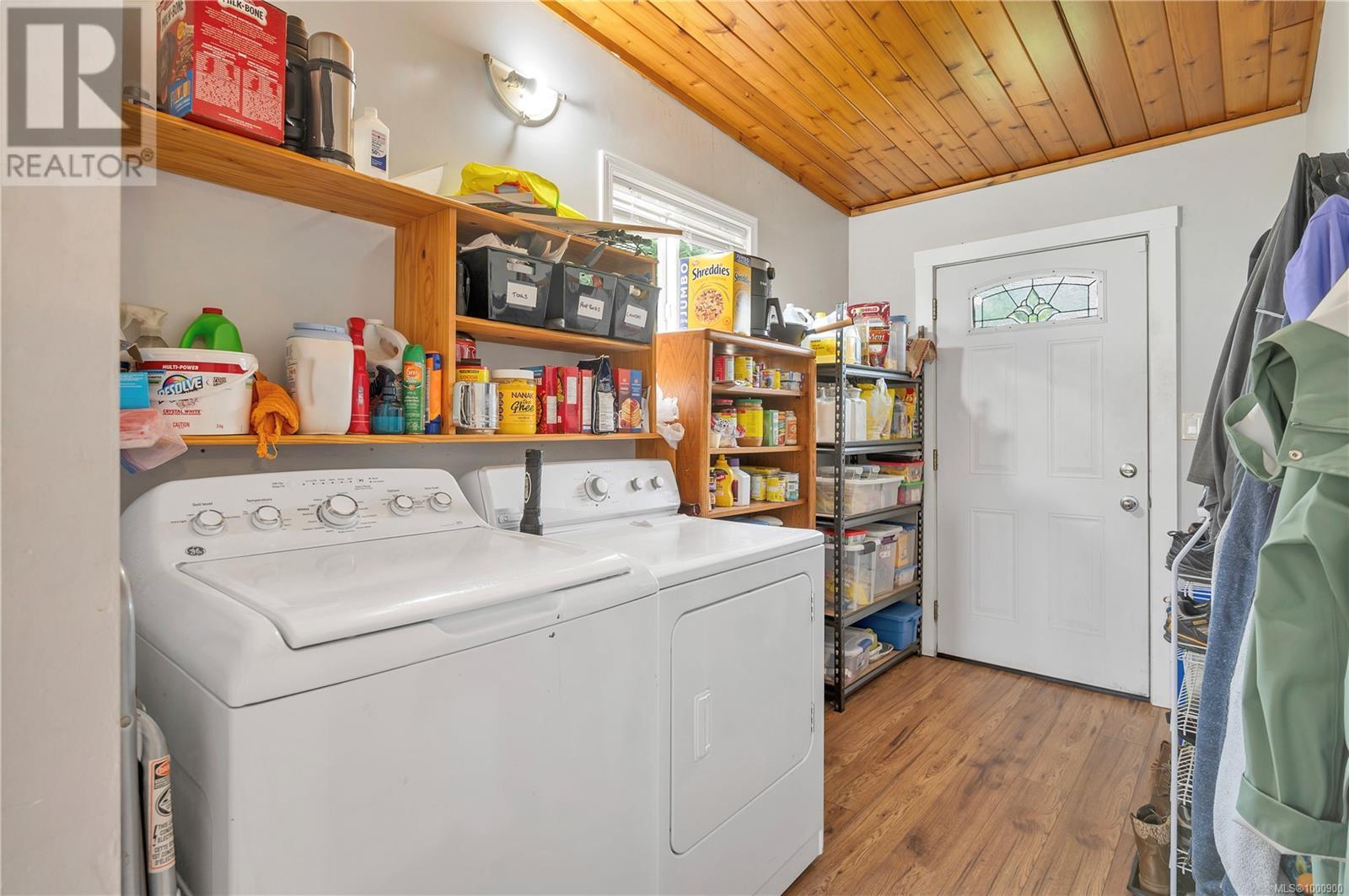 Property at 789 Birch St image 5