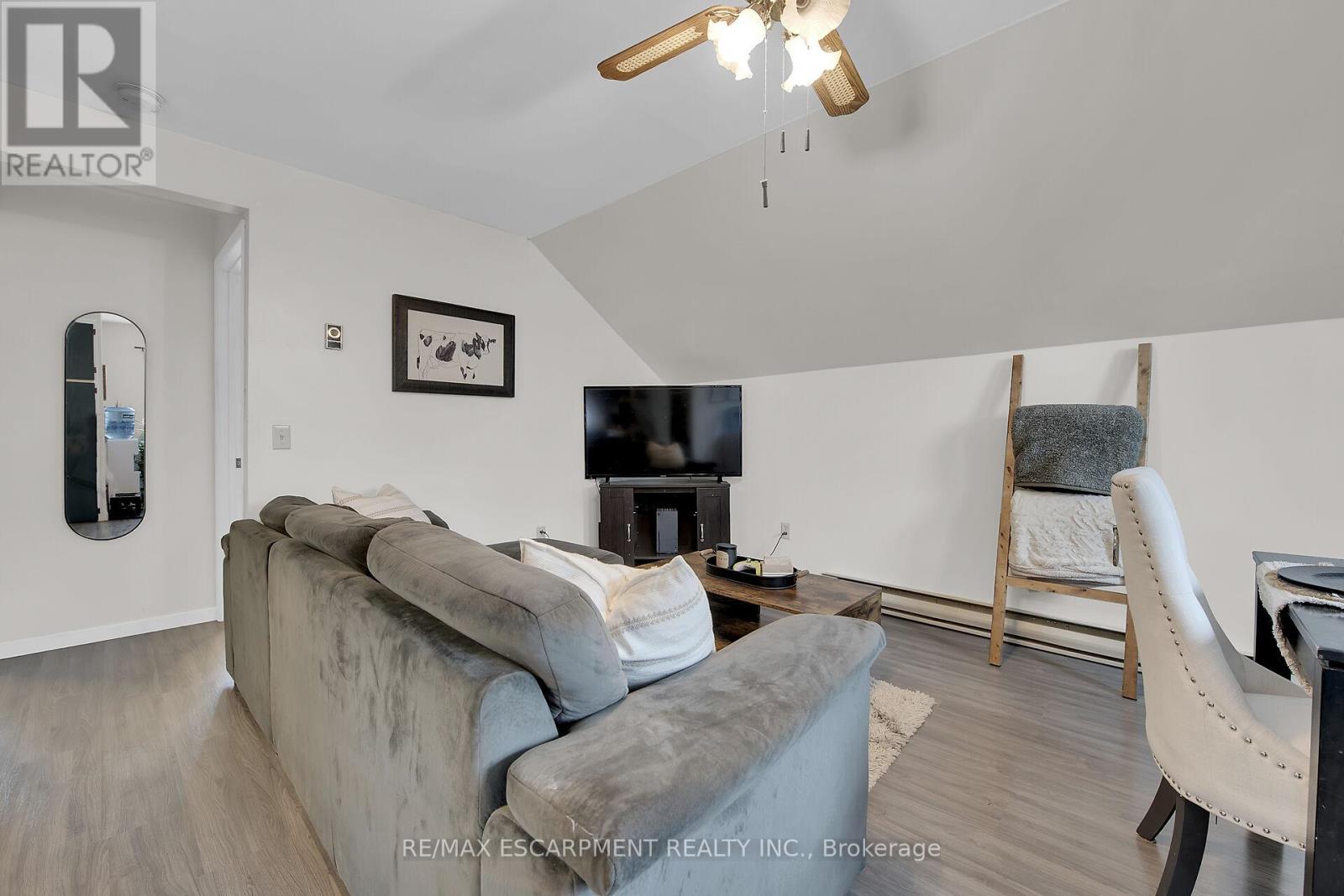 17 Erie Avenue N, Haldimand, Ontario  N0A 1G0 - Photo 17 - X12170032