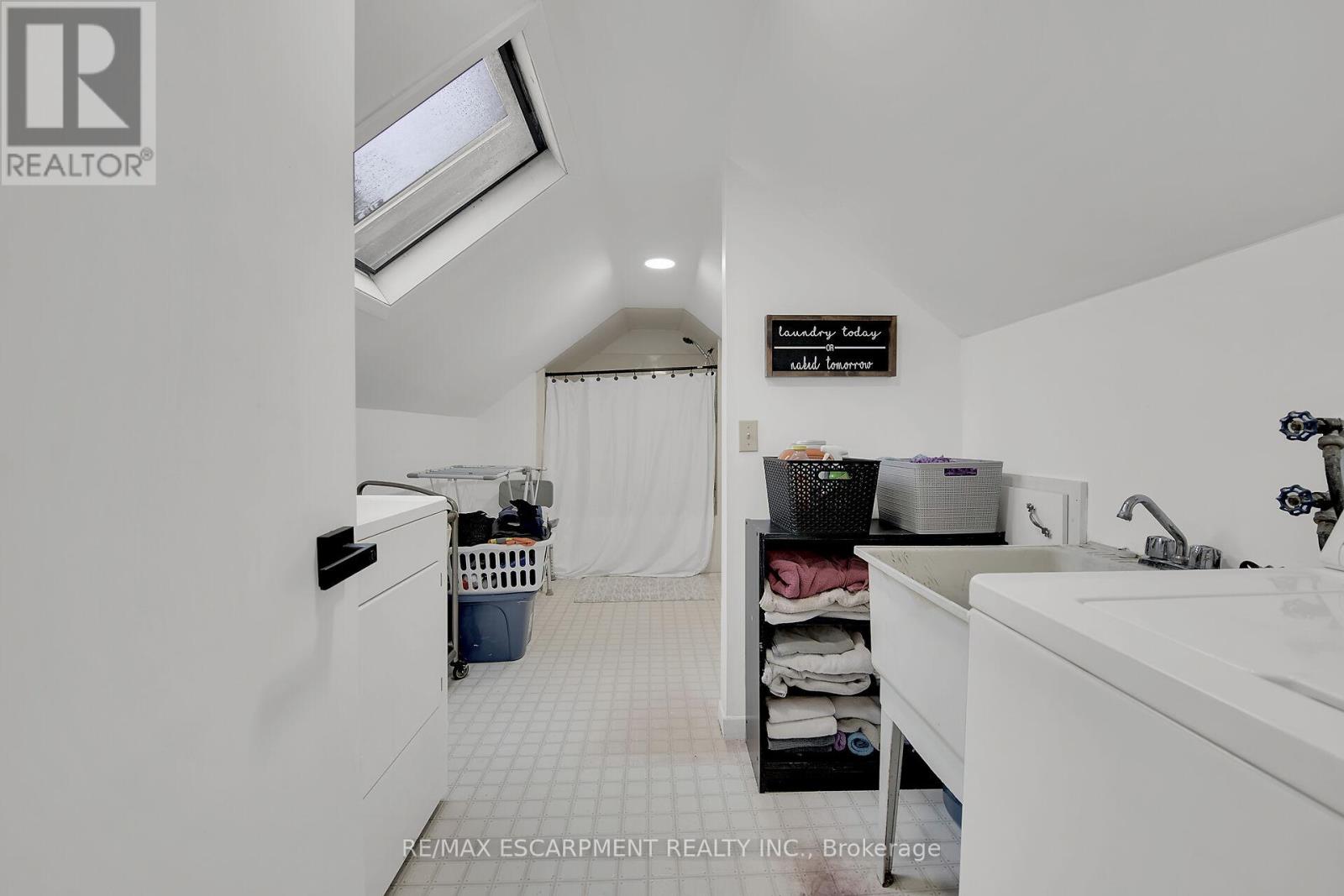 17 Erie Avenue N, Haldimand, Ontario  N0A 1G0 - Photo 21 - X12170032