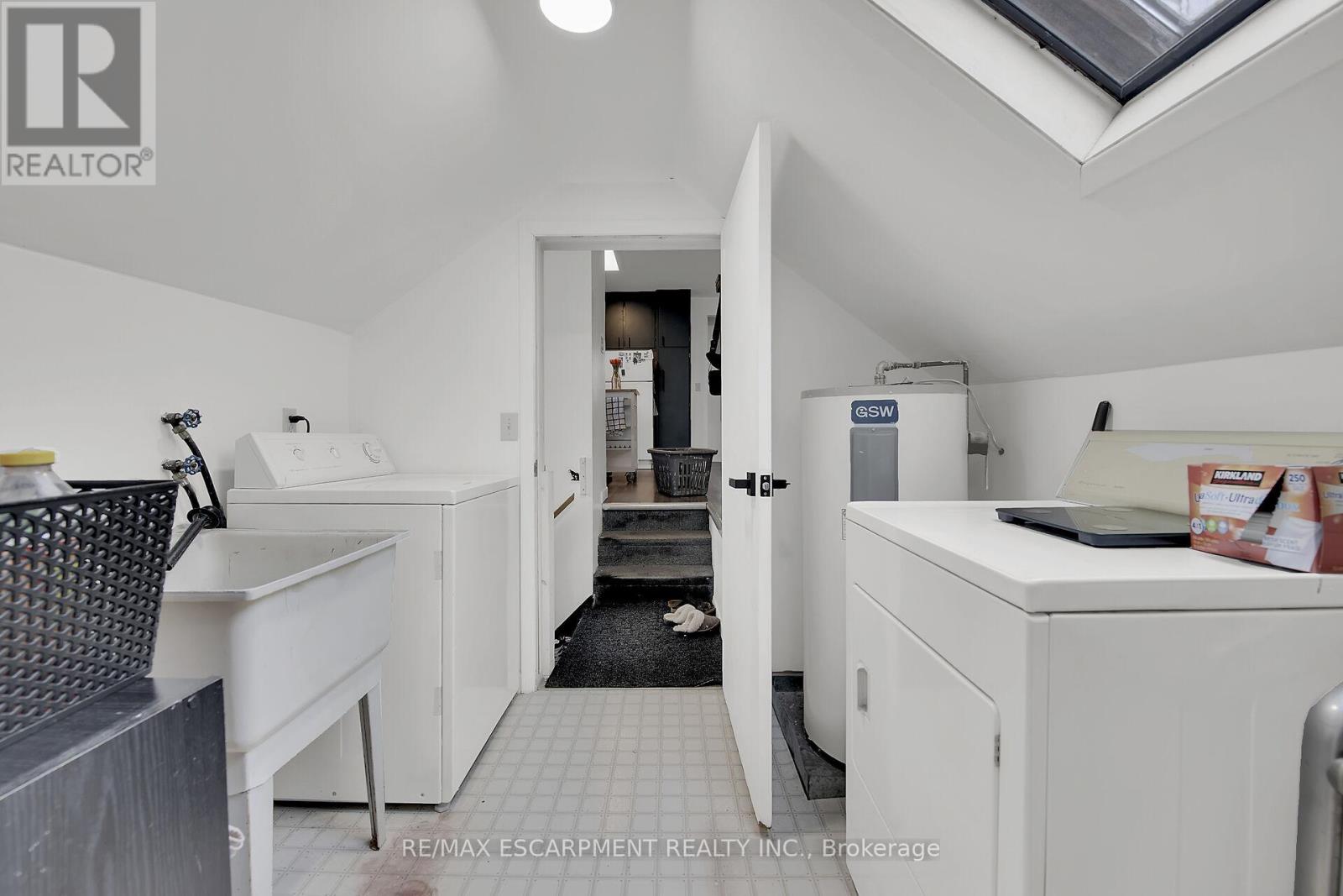 17 Erie Avenue N, Haldimand, Ontario  N0A 1G0 - Photo 23 - X12170032