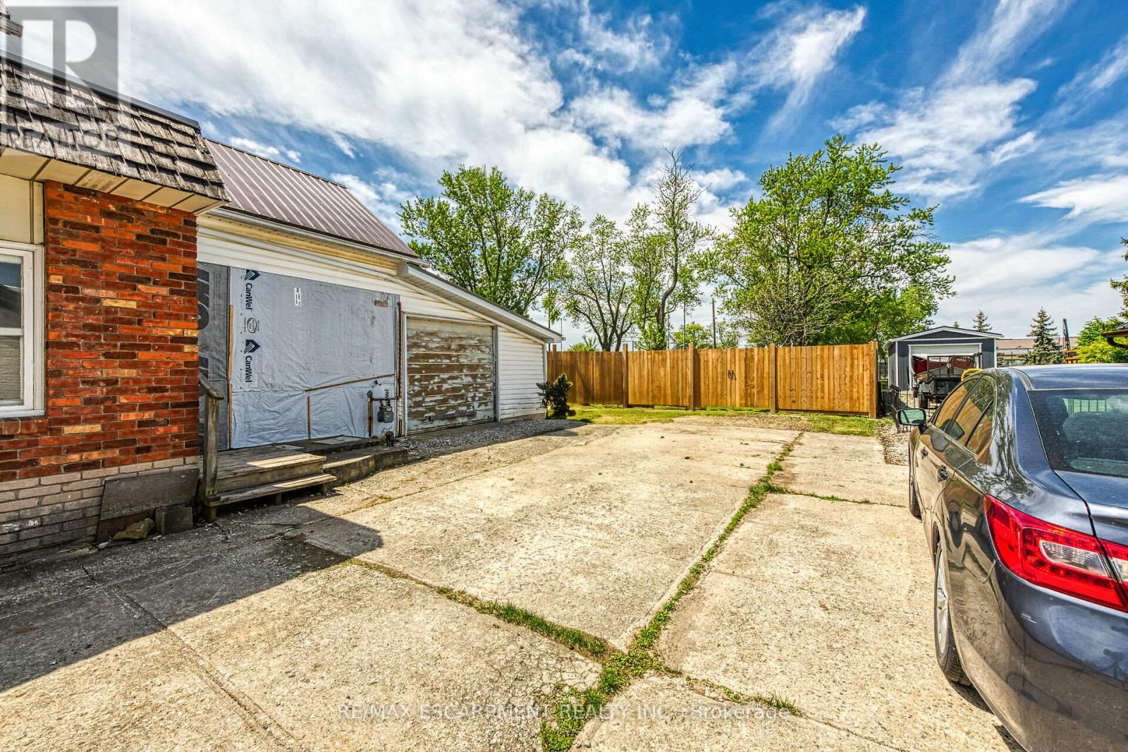 17 Erie Avenue N, Haldimand, Ontario  N0A 1G0 - Photo 41 - X12170032